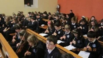 School christmas carol service 2014 013